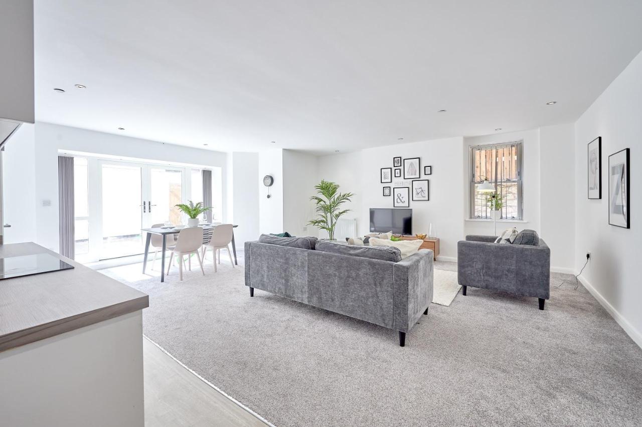 Modern 2 Bedroom Apartment In Preston Preston  Eksteriør billede
