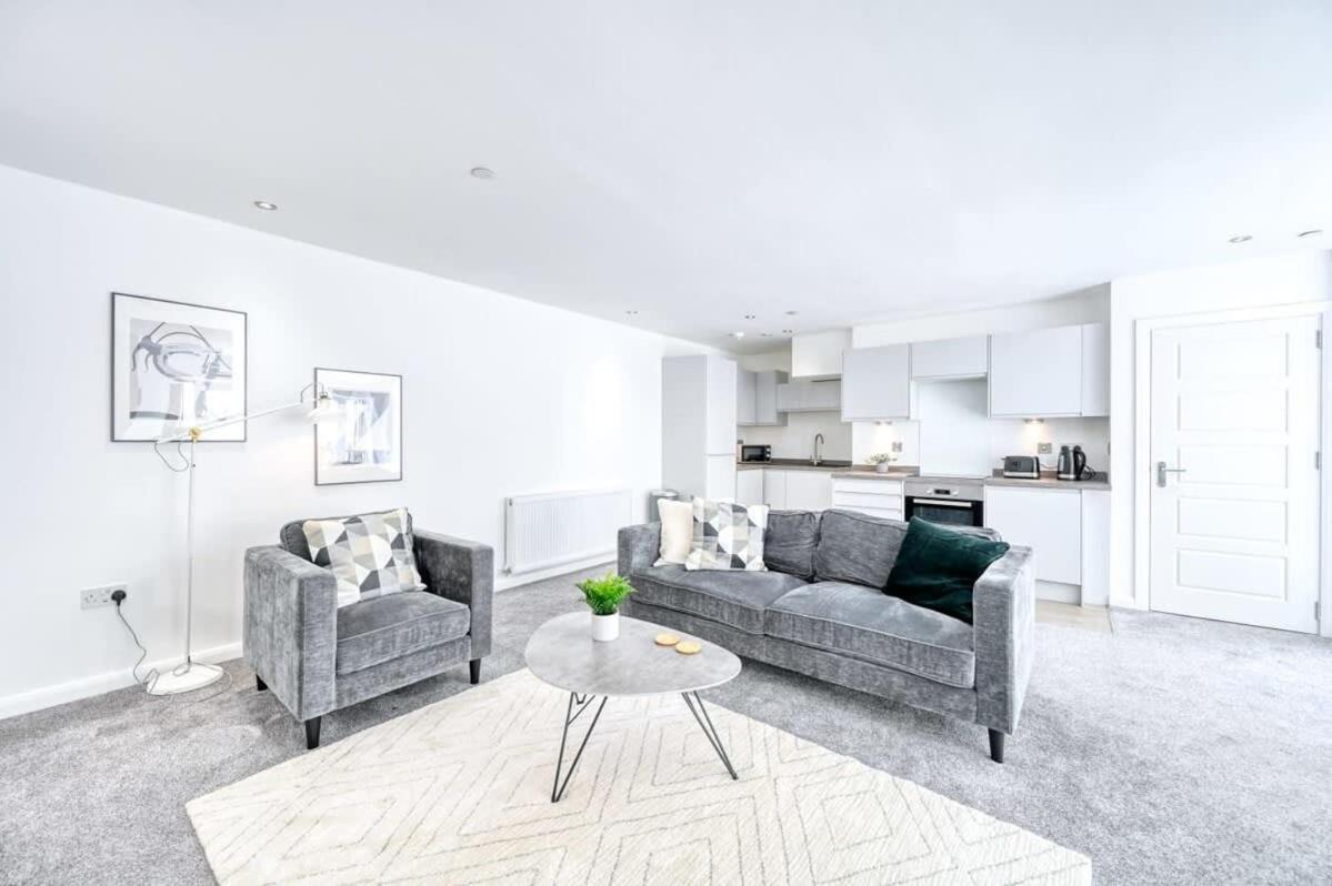 Modern 2 Bedroom Apartment In Preston Preston  Eksteriør billede
